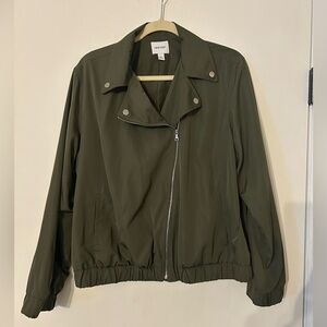 Green Nine West bomber jacket with silver details. Size XL
